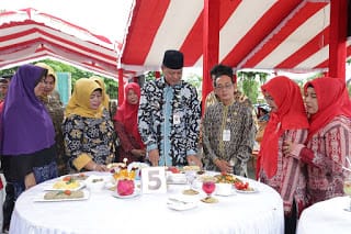 Wawako Buka Secara Resmi Lomba Masak Ikan Antar Kecamatan dan Kelurahan